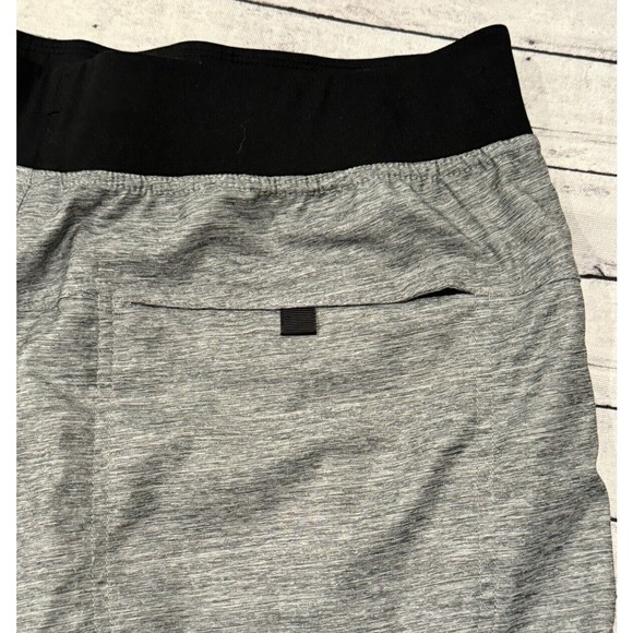 PRANA Mens Mojo Shorts Size L Gray Exercise Workout Lightweight Gym Yoga Stretch - Picture 13 of 16